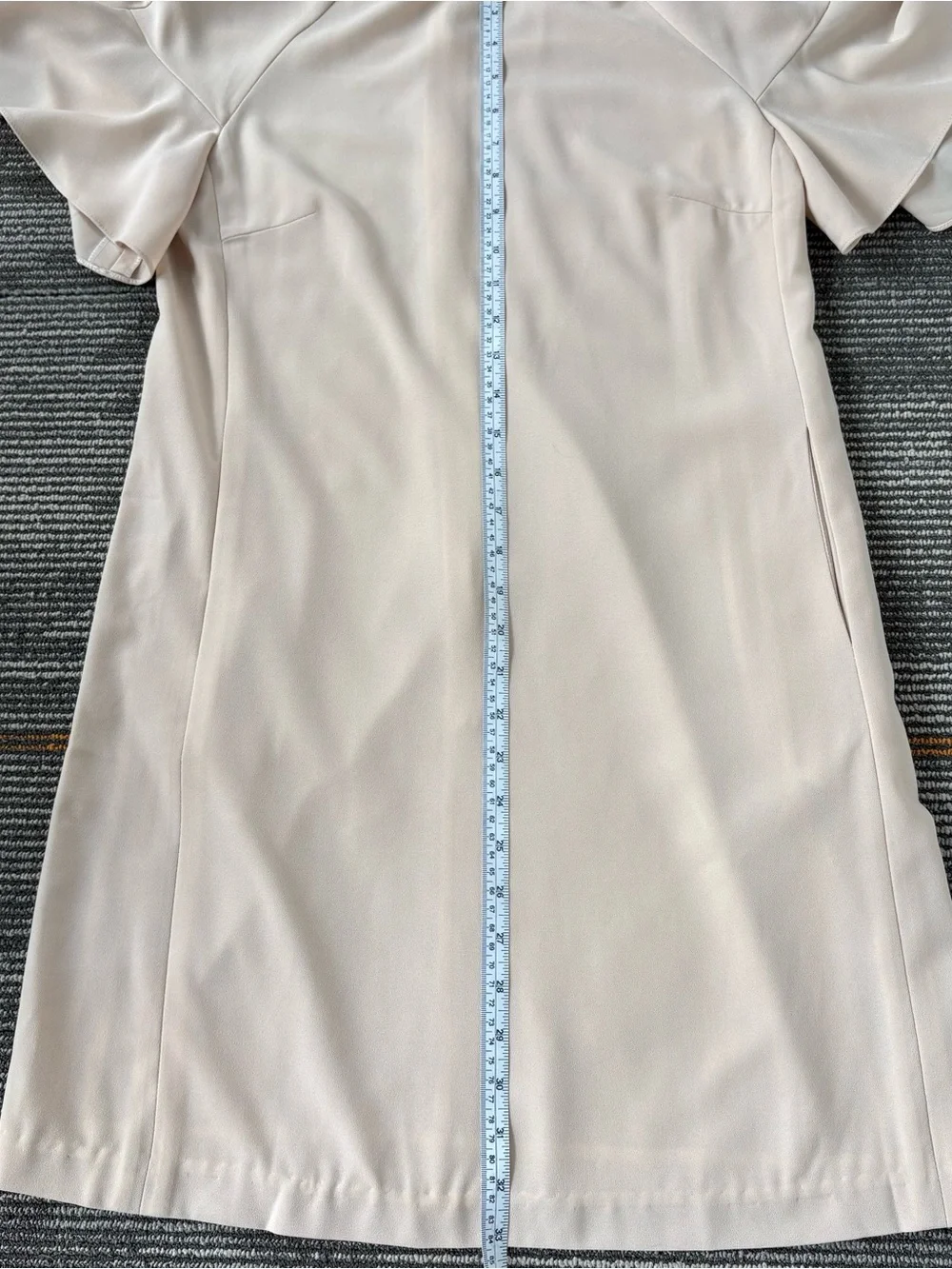 Huong Elegant Blush Short Sleeve dress with pockets size Small